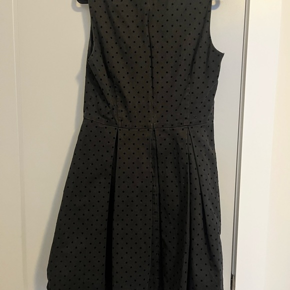 GAP Black Polka Dot Fit and Flare dress - Picture 3 of 3